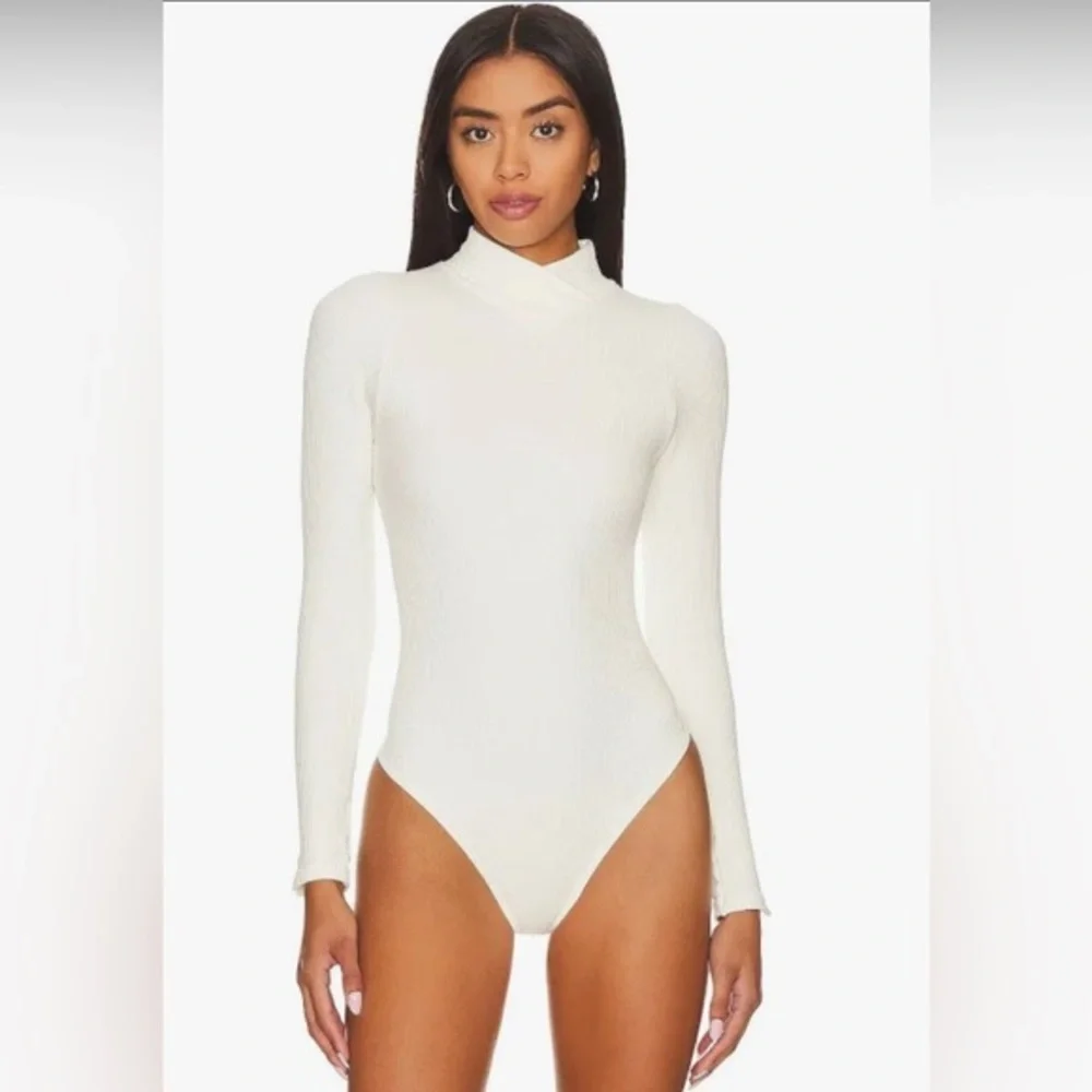 Free People ivory white XYZ‎ Recycled mockneck Turtleneck Bodysuit size M/L new